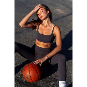 Soft Compression Scoop Neck Sports Bra for Women