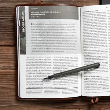 CSB Apologetics Study Bible in Mahogany LeatherTouch - Indexed and Comprehensive