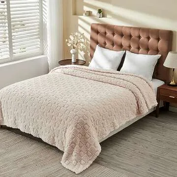 FY FIBER HOUSE Throw Blankets with Heart Checkered,Soft Warm Blankets for Lover Mom Father Gifts,Washable Lightweight Fuzzy Blanket for Couch Sofa Bed Office All Season(Beige,60"x80")