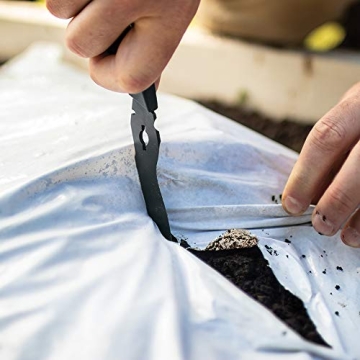 Fiskars Garden Scissors, 7-in-1 Garden Shears Multi-Tool with Sheath, Great for Plant Trimming, Cutting Nursery Pots, Bags, and Wire