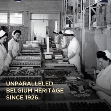 Godiva Green Bow Gold Assorted Chocolate Gift Box, 15 Pc