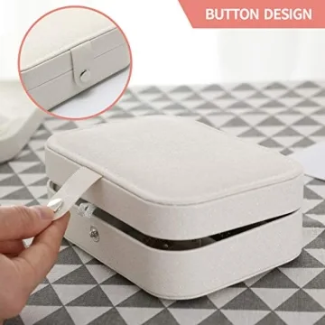 Compact DerBlue Travel Jewelry Case for Stylish Organization