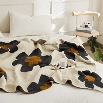 GunziStreet Cozy Floral Throw Blanket for Home Decor