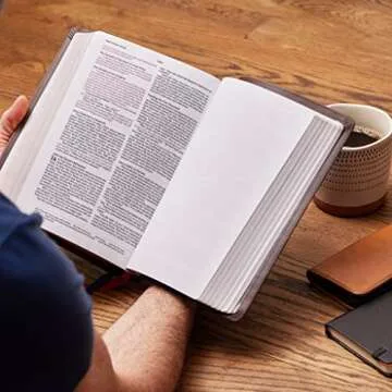 NKJV, Interleaved Bible, Journal Edition, Leathersoft over Board, Brown, Red Letter, Comfort Print: The Ultimate Bible Journaling Experience