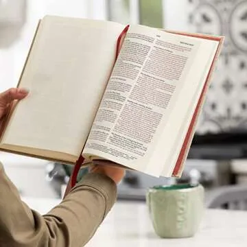 NKJV, Interleaved Bible, Journal Edition, Leathersoft over Board, Brown, Red Letter, Comfort Print: The Ultimate Bible Journaling Experience