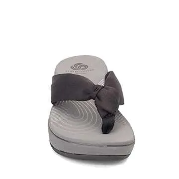 Comfortable Clarks Women's Arla Glison Flip Flop - Black Fabric