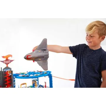 Hot Wheels Super Ultimate Garage, Fun Toy for Kids 3+