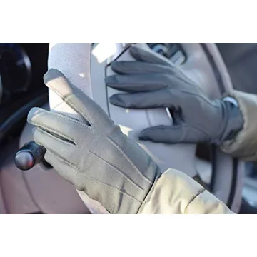 Isotoner Women’s Black Stretch Winter Gloves