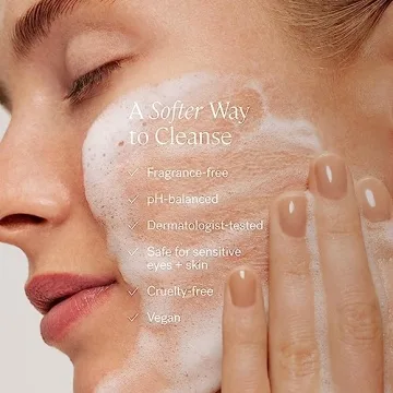 ILIA Daily Foaming Cleanser - Gentle & Effective Makeup Remover