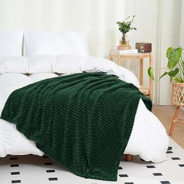 Puncuntex Green Throw Blanket 50"×60" Decorations Fleece Super Soft Plush Fuzzy Cozy Blanket with Square 3D Jacquard Grid Design Luxury Lightweight for Couch Sofa Chair,Dark Forest Green
