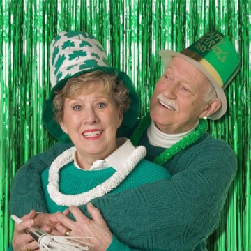 2 Pack Green Streamers Backdrop for Brilliant Party Decor