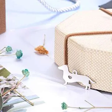 HOUSWEETY 1pc Stainless Steel Dachshund Pendant Keychains Key Rings Pets Jewelry Women Charms Gift 3x1.6cm