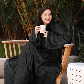 Catalonia Wearable Blanket with Sleeves & Pocket for Ultimate Comfort