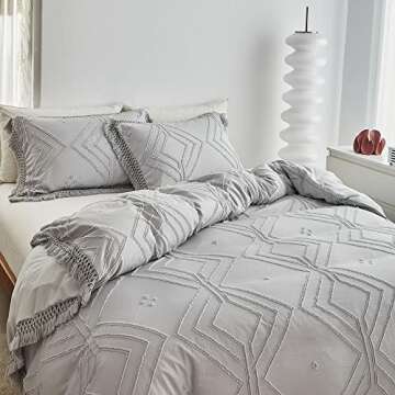 Gray Tufted Comforter Set – Chic & Cozy Bedding