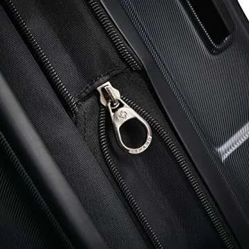 Samsonite 28-Inch Centric Spinner Luggage for Travelers