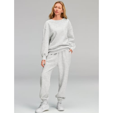 AUTOMET Women's Cozy 2-Piece Sweatshirt & Jogger Set
