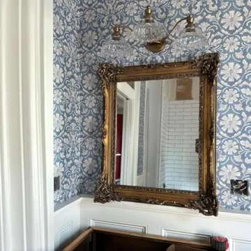 XIEDUN Vintage Bathroom Vanity Light Fixture, 3 Lights Bathroom Lighting Matte Antique Brass Finish with Crystal Glass Shade, Vintage Vanity Light for Bathroom