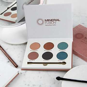 Mineral Fusion Velvet Eye Shadow Palette - Multi Color Shades