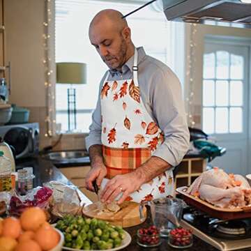 ASPMIZ Thanksgiving Apron Adults with Pocket, Pumpkins Fall Apron with Adjustable Neck Strap, Durable Maple Leaves Autumn Apron for Cooking BBQ Kitchen Cleaning Women Men, 27.6 x 31.5 Inch, Gift