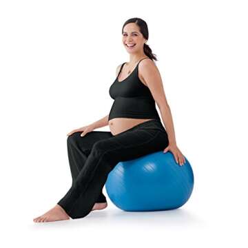 Medela Maternity and Nursing Tank Top, Non Wire and Seamless, Comfort and Convenience for Breastfeeding, Size Small/Medium, Black
