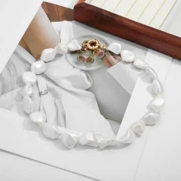 Elegant Shell Necklace for Women | LILIE&WHITE
