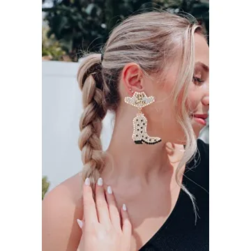 Sparkly Rhinestone Cowgirl Earrings for Stylish Outings