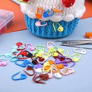 LUNARM 315 Pieces Stitch Markers, Stitch Locking Clip Colorful Knitting Markers Crochet Clips with 15 Pieces Big Eyes Blunt Sewing Needles (2inch/2.3inch/2.7inch)