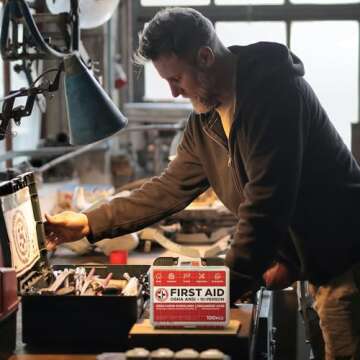 Be Smart Get Prepared OSHA/ANSI First Aid Kit - 10 Person, 100 Pieces - Designed for Home, Business, School, Industrial, and Restaurants - Compact & Portable