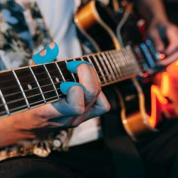 3 Sizes Fingertip Protectors，Guitar Finger Fingertip Protectors Fingertip Protection Covers Caps for Stringed Instruments, Sewing and Embroidery