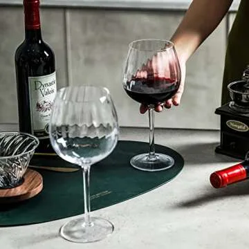 EVEREST GLOBAL Ribbed Wine Glasses Set of 4 Ideal Gift