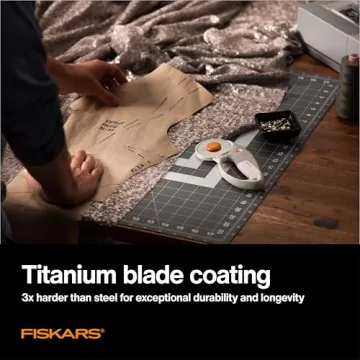 Fiskars 60mm Rotary Cutter - Ergonomic & Versatile Cutting Tool