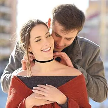 Chic Black Velvet Choker for Women, Perfect Gift Idea