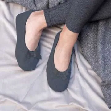 Isotoner Women's 2 Pack Mictroterry Ballerina Slipper with a Satin Bow, Plush Lining and Suede Sole, Periwinkle Quilted/Ash Solid, 8-9