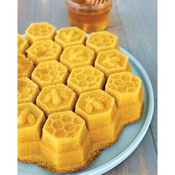 Nordic Ware Honeycomb Pull - Apart Pan, 10-Cup, Toffee