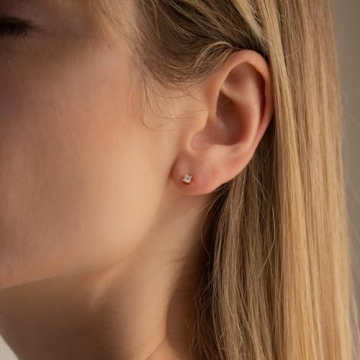 Freekiss 14K Gold Huggie Hoop Earrings Set - Hypoallergenic Jewelry