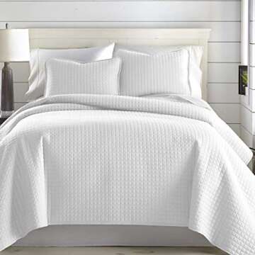 Southshore Fine Living, Inc. White King Quilt Set with 2 Pillow Shams, Lightweight Coverlet, King Si...