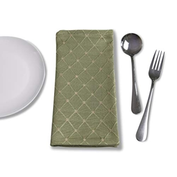 Stylish Geometric Diamond Cloth Napkin Set of 4 for Home and Special Occasions