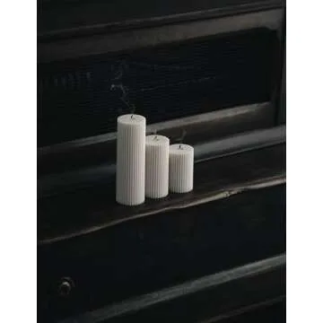 LAWA Ribbed Pillar Candle - Elegant Soy Wax Decor