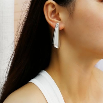 Chunky Geometry Earrings: Stylish Statement Jewelry for Women