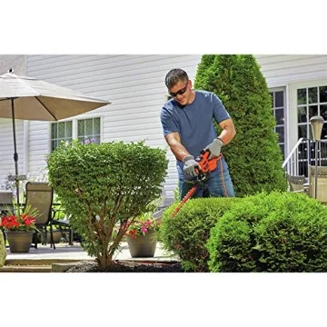 BLACK+DECKER 17-Inch Electric Hedge Trimmer for Easy Trimming