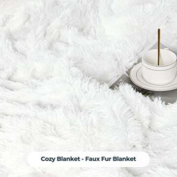 XYYZYZ Super Fluffy Throw Blanket, Faux Fur Fuzzy Blanket for Couch Sofa Bed, 50x60 Inches, Pure White