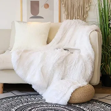 Tuddrom Soft Faux Fur Throw Blanket for Cozy Living