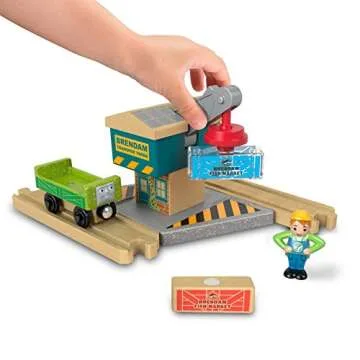 Thomas & Friends Wood, Spin & Lift Crane: Interactive Crane Toy for Imaginative Play