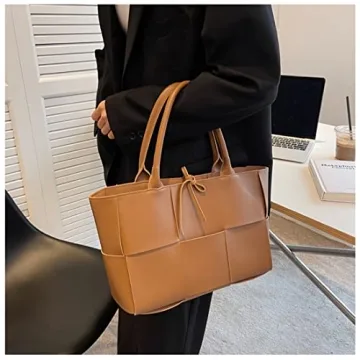 Chic Women Leather Woven Shoulder Bag with Clutch