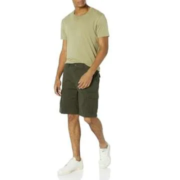 Amazon Essentials Men's Classic-Fit Cargo Short (Available in Big & Tall), Dark Olive, 36