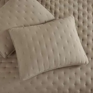 Luxurious WDCOZY Beige Cloud Quilt - Perfect for All Seasons