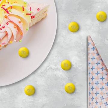 M&M'S Yellow Milk Chocolate for All Occasions - 2 lbs Pack