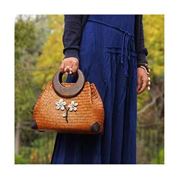 QTKJ Hand-woven Straw Bag with Wooden Handle for Summer