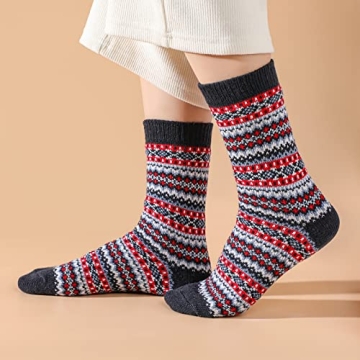 5 Pair Wool Socks for Comfort and Warmth this Winter
