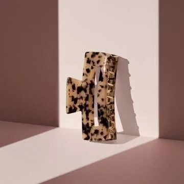 Chic Jumbo Hair Claw Clip with Tortoise Finish